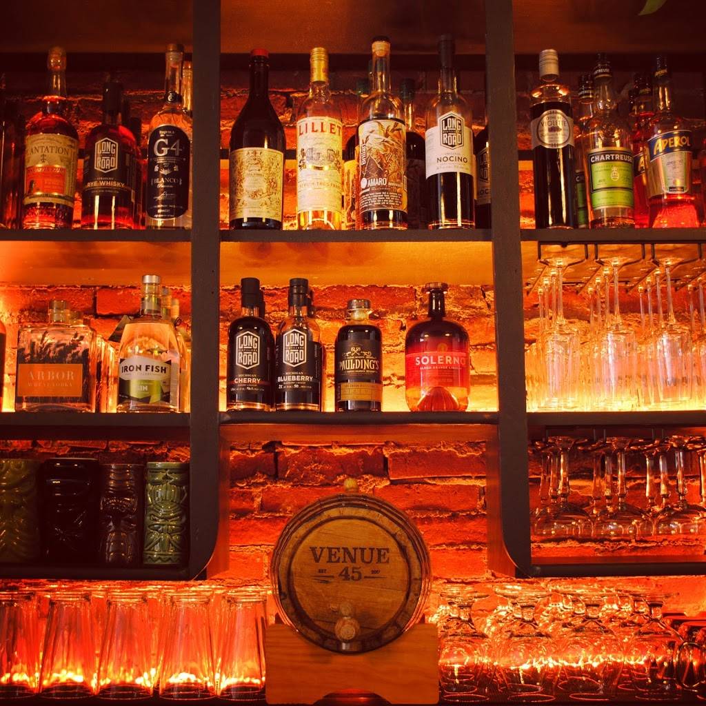 Venue 45 | restaurant | 45 N Main St, Three Rivers, MI 49093, USA | 2698583469 OR +1 269-858-3469