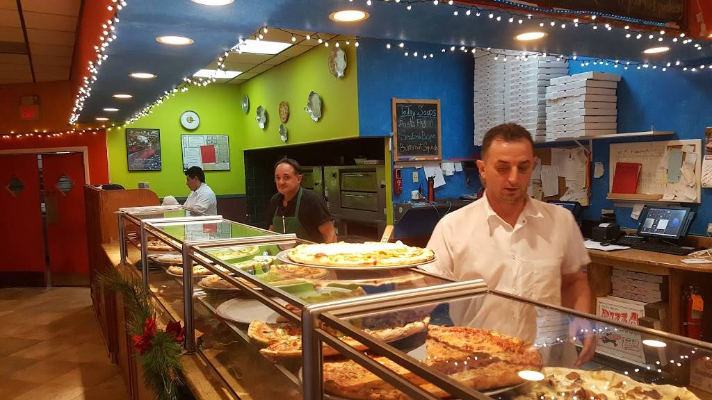 Scottos Pizza | restaurant | 400 Abbington Dr, East Windsor, NJ 08520, USA | 6094436410 OR +1 609-443-6410