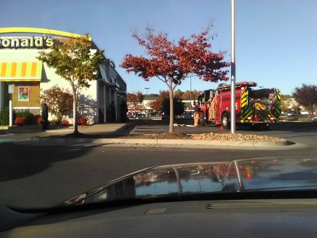 Little Caesars Pizza | meal takeaway | 240 Rivendell Ct suite 1, Winchester, VA 22603, USA | 5406625895 OR +1 540-662-5895