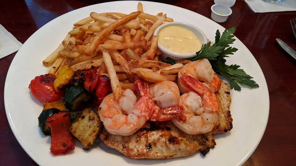 Madisons Restaurant & Bar | restaurant | 11590 Boulevard de Salaberry, Dollard-des-Ormeaux, QC H9B 2R8, Canada | 5144219292 OR +1 514-421-9292