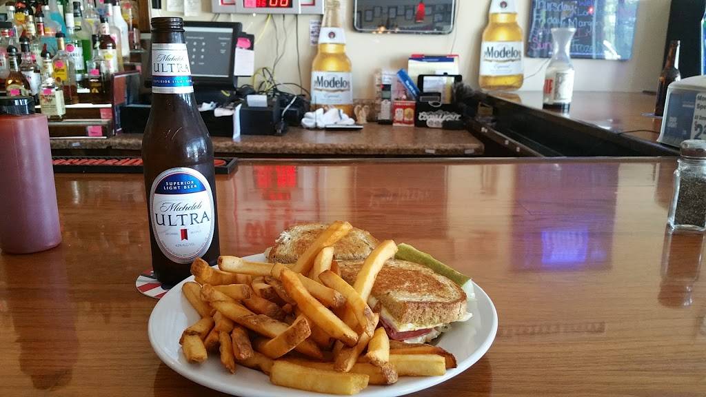 Sandridge Diner | restaurant | 578 Sand Ridge Rd #1, Hubert, NC 28539, USA | 9103257596 OR +1 910-325-7596