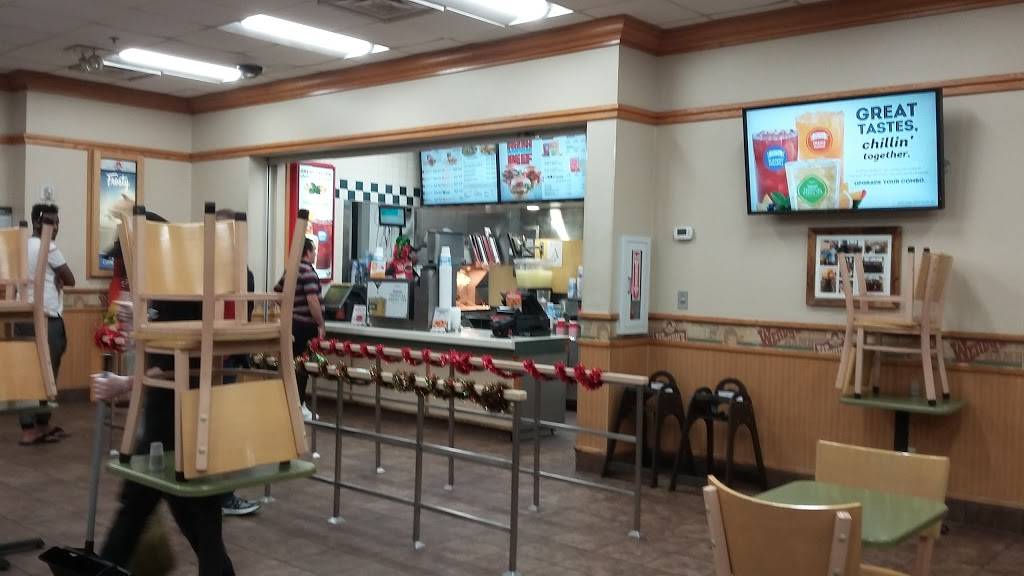 Wendys | restaurant | 900 N 99th Ave, Avondale, AZ 85323, USA | 6234780990 OR +1 623-478-0990
