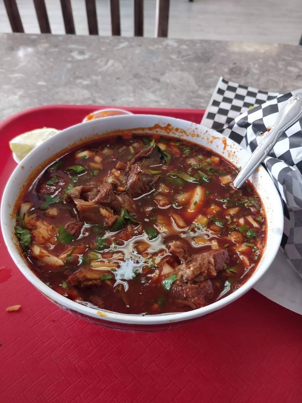 Taqueria La Oaxaquena | restaurant | 825 E Mission Blvd, Pomona, CA 91766, USA | 9093216799 OR +1 909-321-6799