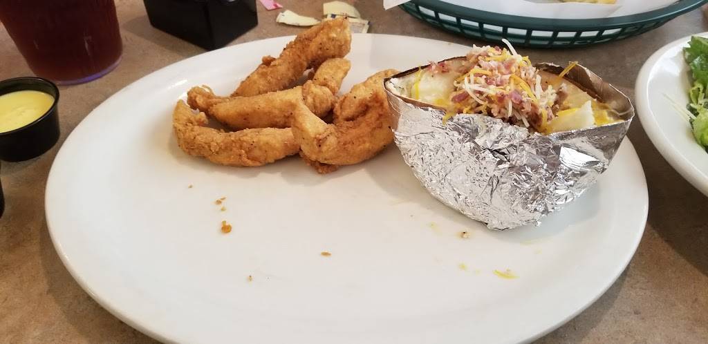 Montana Mikes Steakhouse | restaurant | 840 N Main St, Miami, OK 74354, USA | 9185428808 OR +1 918-542-8808