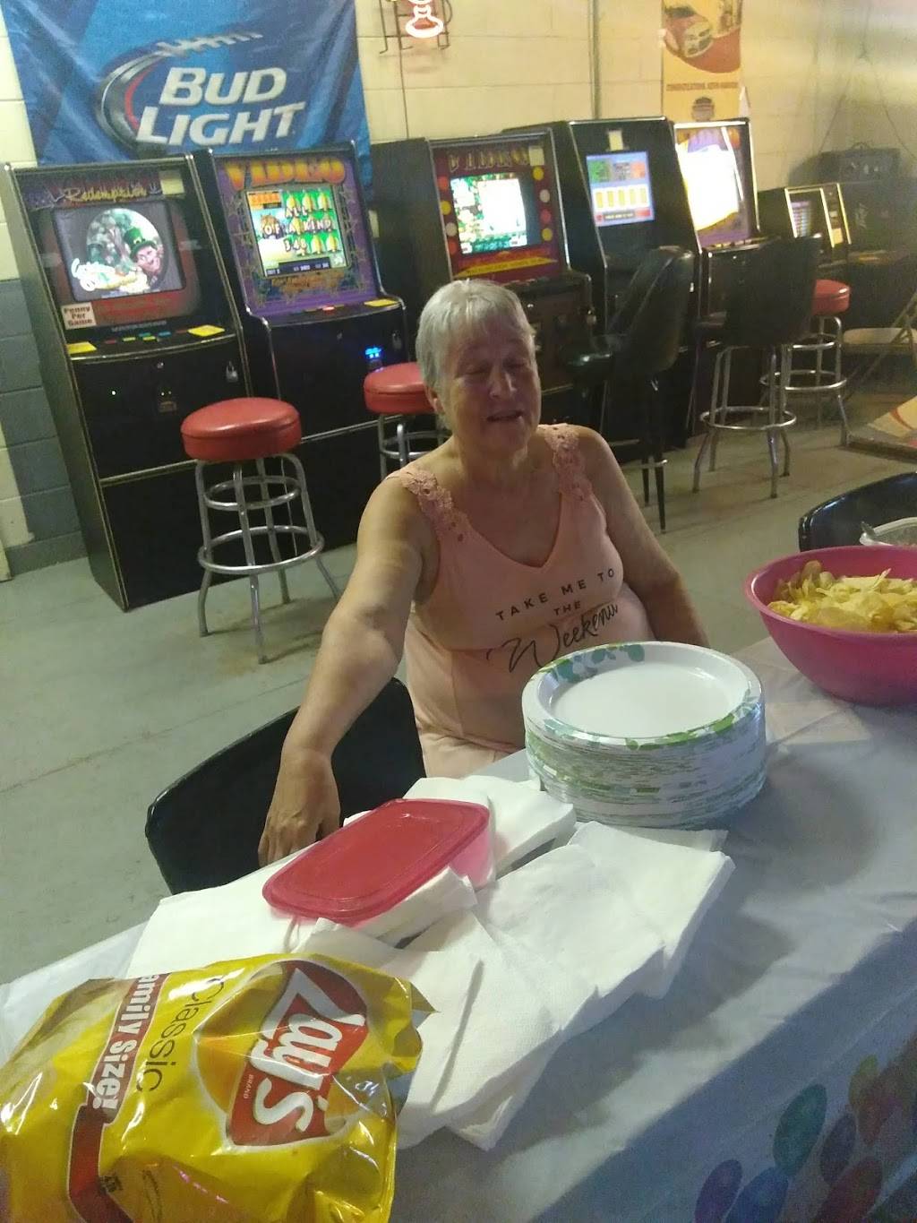 Big Springs Bar & Grill | restaurant | 149 Big Springs Rd, Monroe, TN 38573, USA | 9318239474 OR +1 931-823-9474