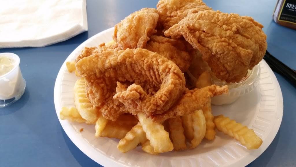 McMenamy Seafood | restaurant | 810 Belmont St Rt. 123, Brockton, MA 02301, USA | 5085861122 OR +1 508-586-1122