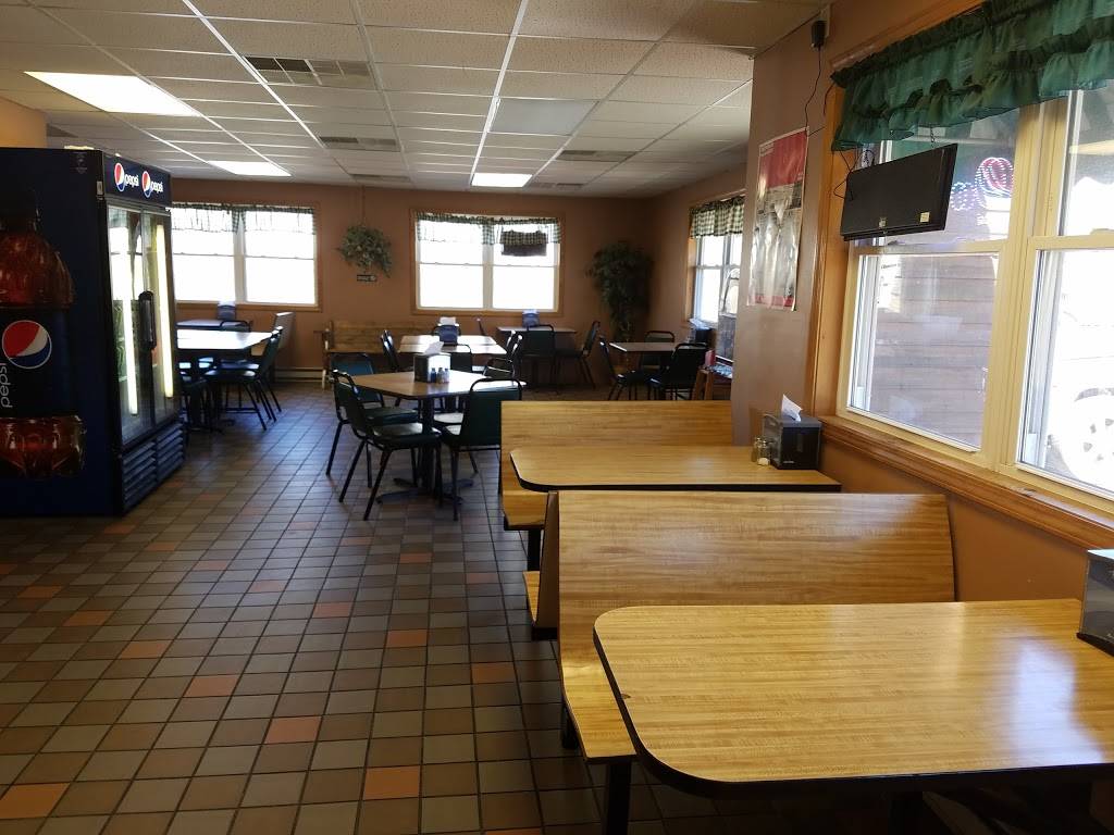 Brendas Pizzeria | restaurant | 9 Main St, Philadelphia, NY 13673, USA | 3156420004 OR +1 315-642-0004