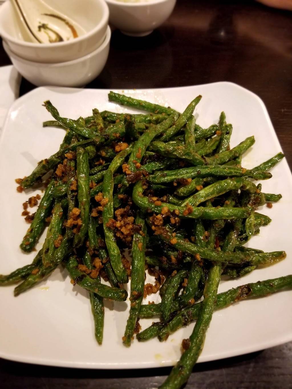 Red | restaurant | 1402 N Walnut St, Bloomington, IN 47404, USA | 8126503807 OR +1 812-650-3807