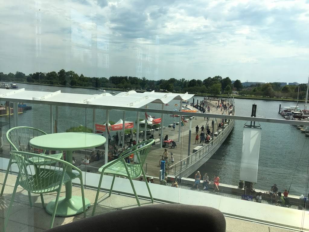 Canopy Bar by Hilton | restaurant | 975 7th St SW, Washington, DC 20024, USA | 2024882500 OR +1 202-488-2500