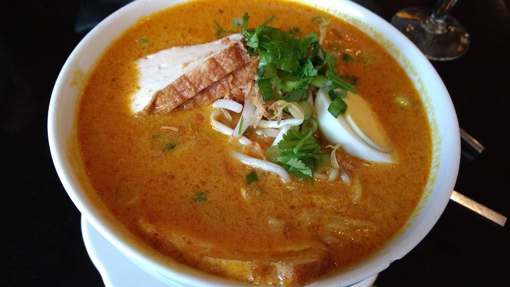 Tom Yum Koong | restaurant | 305 Boulevard, Hasbrouck Heights, NJ 07604, USA | 2012883840 OR +1 201-288-3840