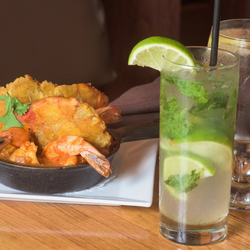 Crave | restaurant | 102 Main St, Ansonia, CT 06401, USA | 2037353300 OR +1 203-735-3300