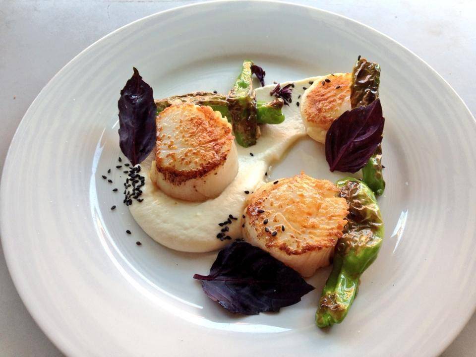 Littleneck | restaurant | 288 3rd Ave, Brooklyn, NY 11215, USA | 7185221921 OR +1 718-522-1921