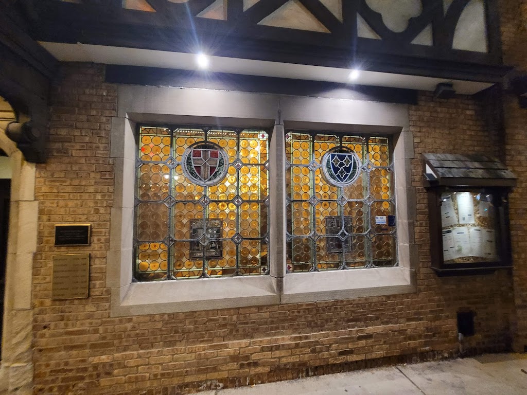 Oak Barrel Public House | restaurant | 1033 N Old World 3rd St, Milwaukee, WI 53203, USA | 4148978320 OR +1 414-897-8320