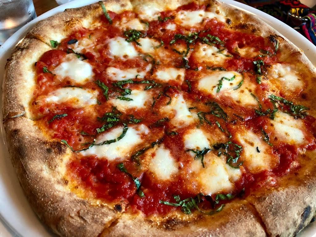 Peel Wood Fired Pizza | restaurant | 208 S Meramec Ave, Clayton, MO 63105, USA | 3146962515 OR +1 314-696-2515