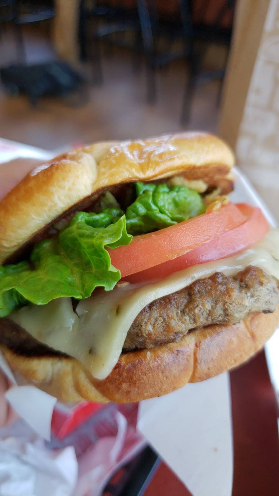 Jack in the Box | restaurant | 4989 S, CA-99, Stockton, CA 95215, USA | 2099432157 OR +1 209-943-2157