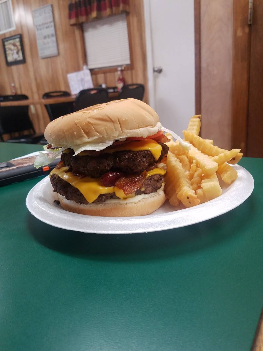 Fuzzys | meal takeaway | 105 E Church St, Mt Vernon, GA 30445, USA | 9125832424 OR +1 912-583-2424