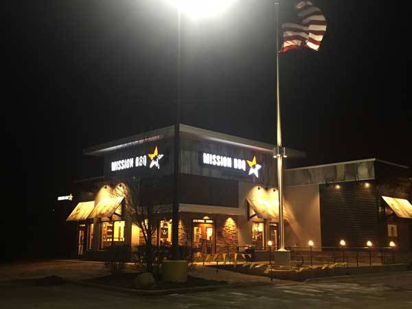 MISSION BBQ | restaurant | 1570 Butterfield Rd, Downers Grove, IL 60515, USA | 6308243606 OR +1 630-824-3606