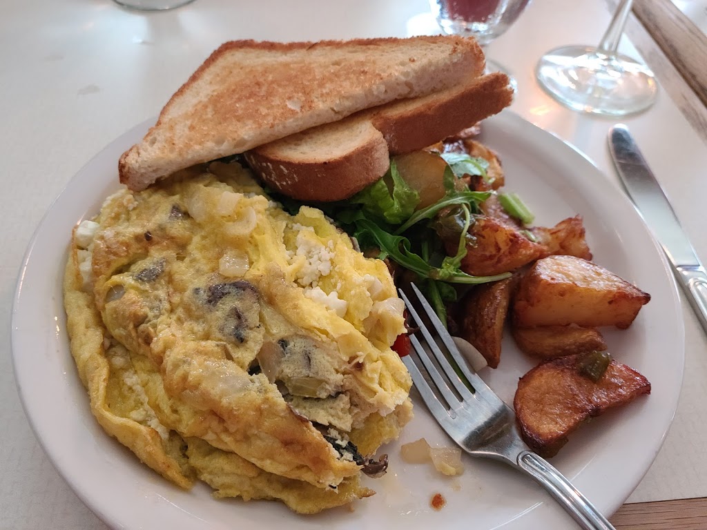 The Place | restaurant | 229 Lexington Ave, Buffalo, NY 14222, USA | 7168827522 OR +1 716-882-7522