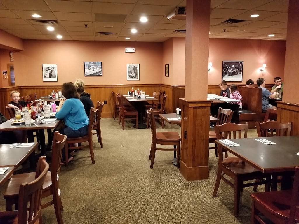 Good Days Restaurant | restaurant | 99 S Main St, West Bridgewater, MA 02379, USA | 5085840077 OR +1 508-584-0077