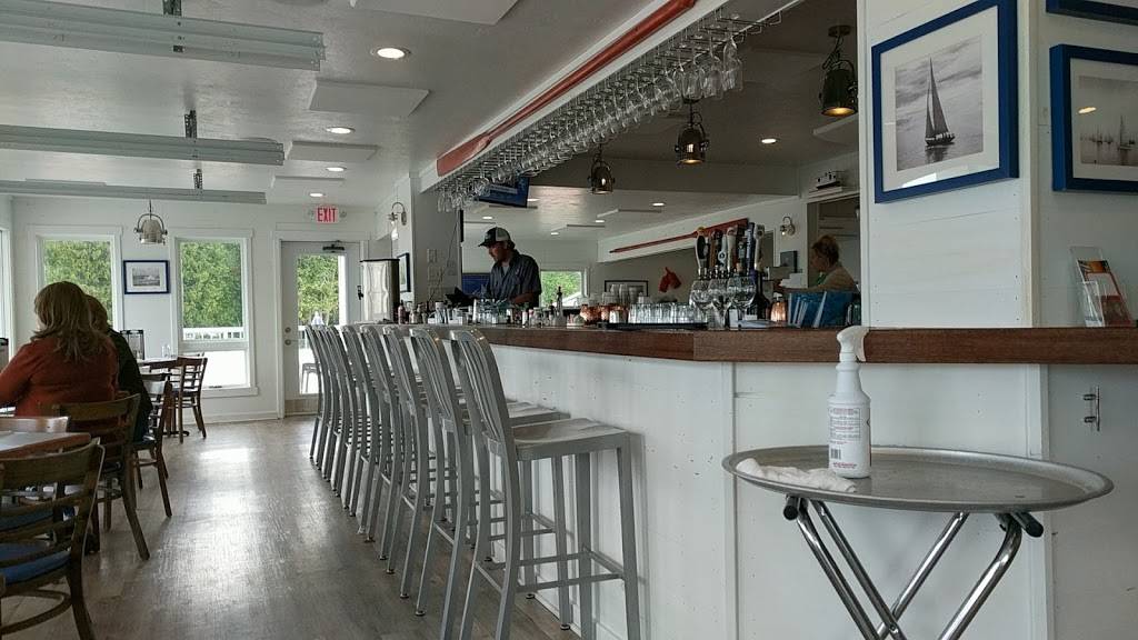 Boathouse On The Bay | restaurant | 10716 N Bay Shore Dr, Sister Bay, WI 54234, USA | 9208543223 OR +1 920-854-3223