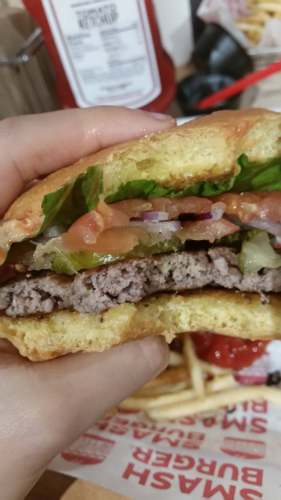 Smashburger | restaurant | 1094 N Colony St, Wallingford, CT 06492, USA | 2037418750 OR +1 203-741-8750