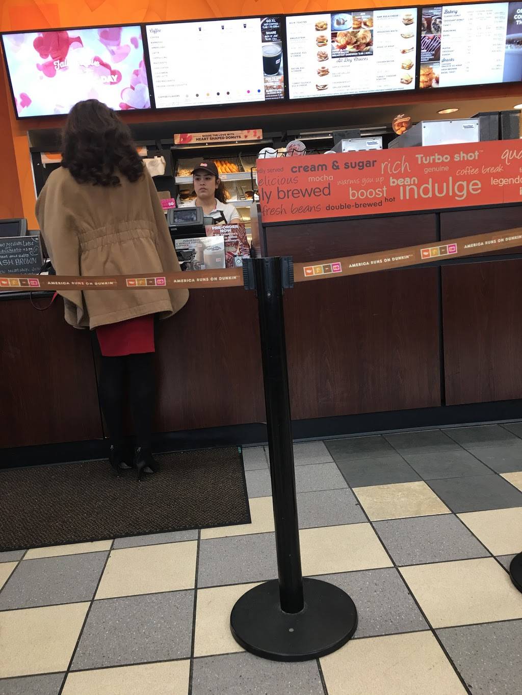 Dunkin Donuts | cafe | 865 Rockville Pike, Rockville, MD 20852, USA | 3016100897 OR +1 301-610-0897