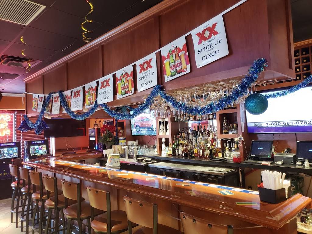 Two Amigos Restaurant | restaurant | 4300 Chantilly Shopping Center #2a, Chantilly, VA 20151, USA | 7039533563 OR +1 703-953-3563