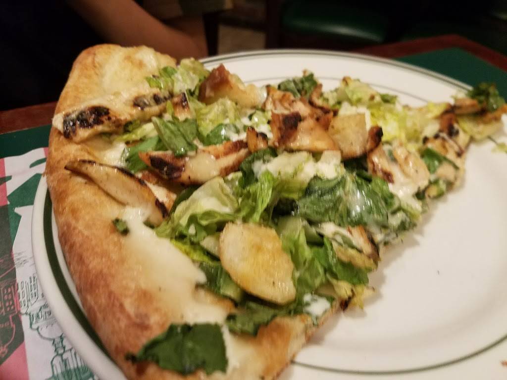 Vittorios Pizza | restaurant | 21 Cedar Swamp Rd, Glen Cove, NY 11542, USA | 5167597510 OR +1 516-759-7510