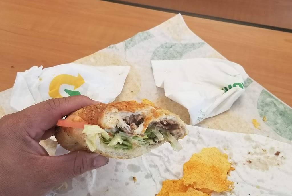 Subway Restaurants | restaurant | 7004 E Admiral Pl Ste A, Tulsa, OK 74115, USA | 9187794329 OR +1 918-779-4329