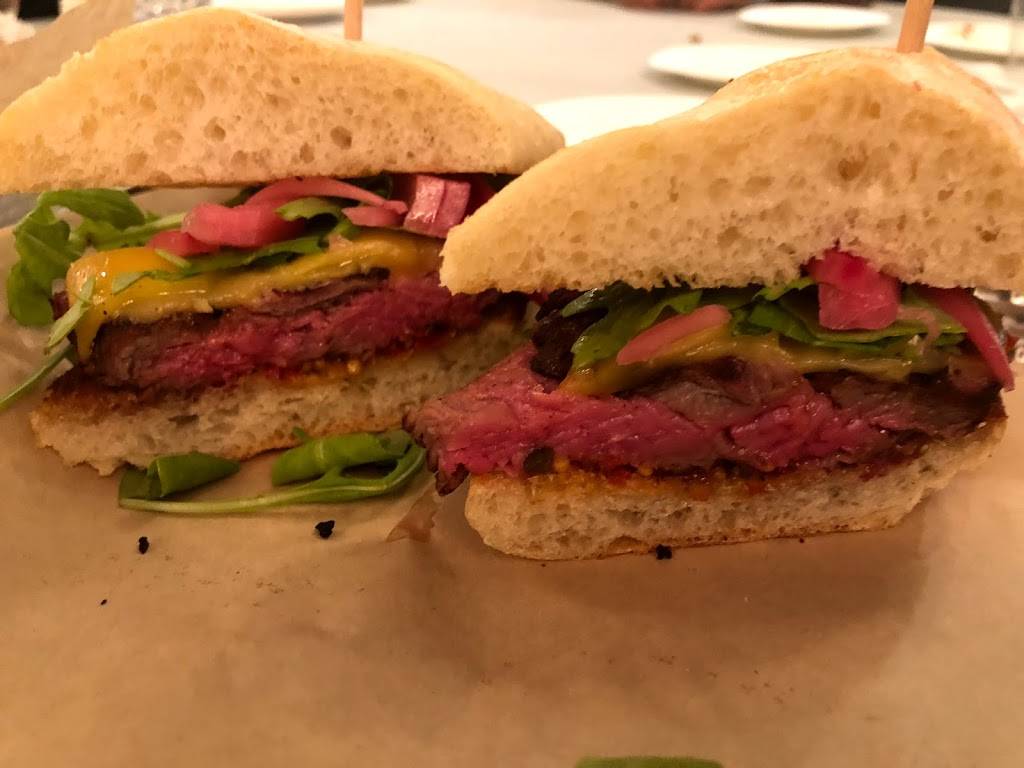 THE CLUBHOUSE at the Pleasanton Hotel | restaurant | 855 Main St, Pleasanton, CA 94566, USA | 9257508855 OR +1 925-750-8855