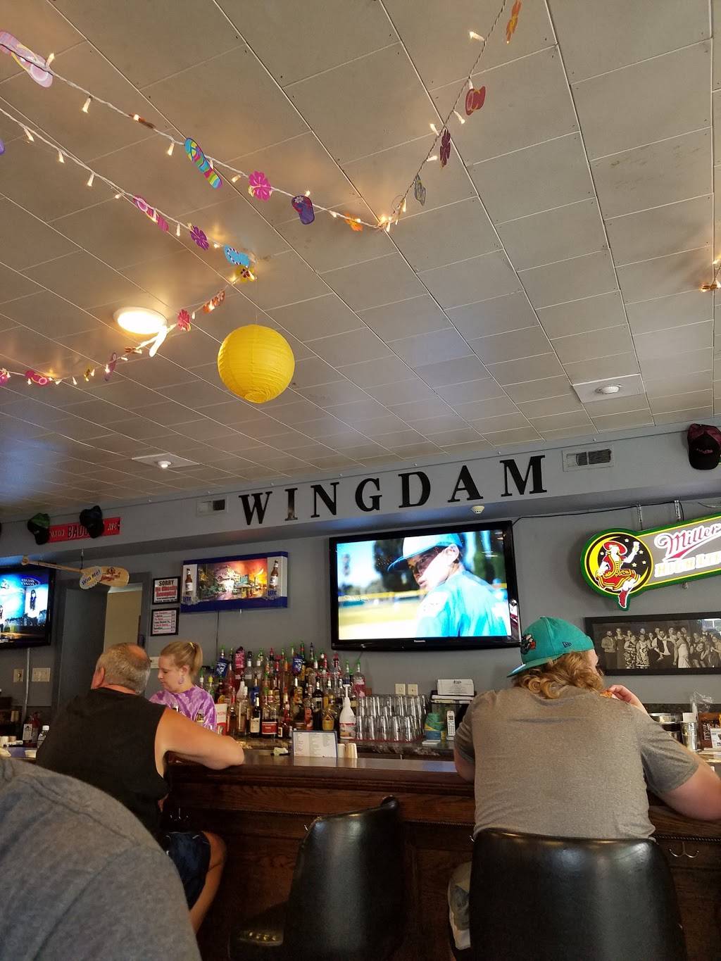 WingDam Saloon & Grill | restaurant | 1 N Shore Dr, Fountain City, WI 54629, USA | 6086874144 OR +1 608-687-4144
