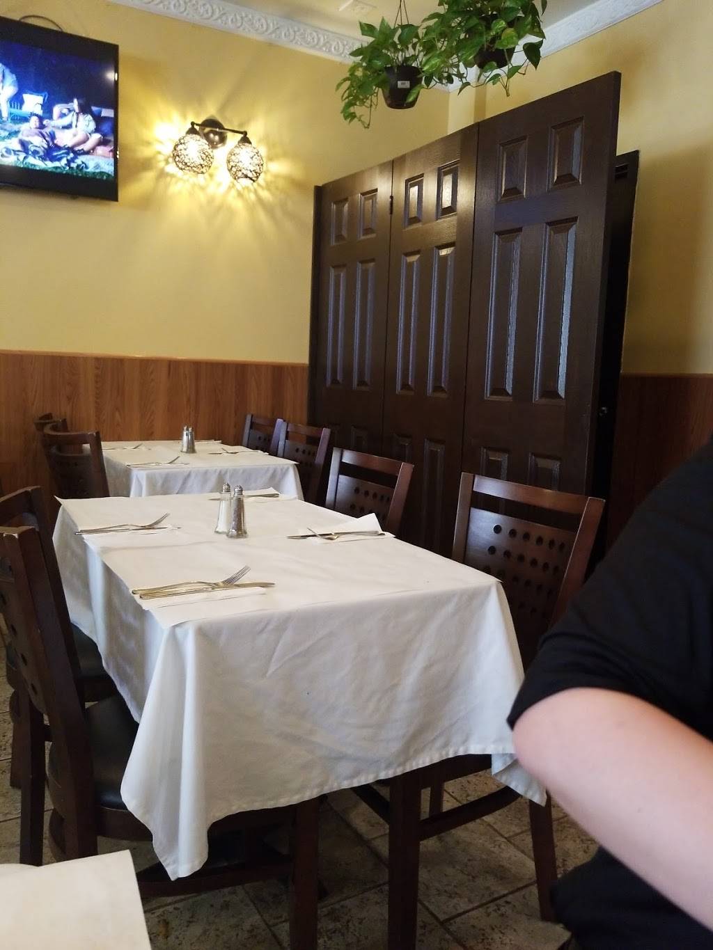 El Mordisco | restaurant | 85-14 Roosevelt Ave, Jackson Heights, NY 11372, USA | 3476124111 OR +1 347-612-4111