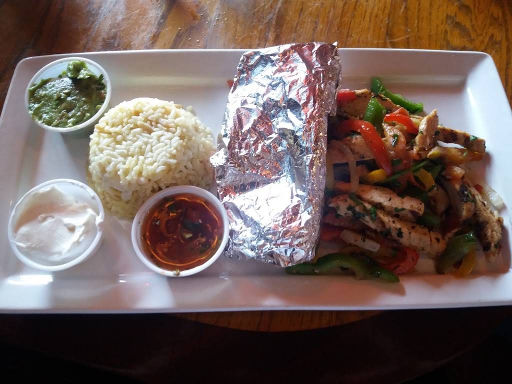 The Nugget | restaurant | 2318 Lillie Ave, Summerland, CA 93067, USA | 8059696135 OR +1 805-969-6135