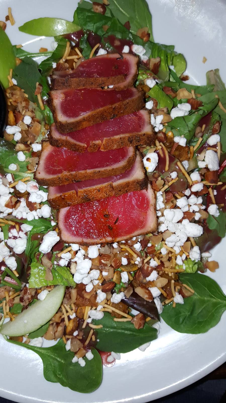 TGI Fridays | restaurant | 601 Washington Ave, Manahawkin, NJ 08050, USA | 6094890950 OR +1 609-489-0950