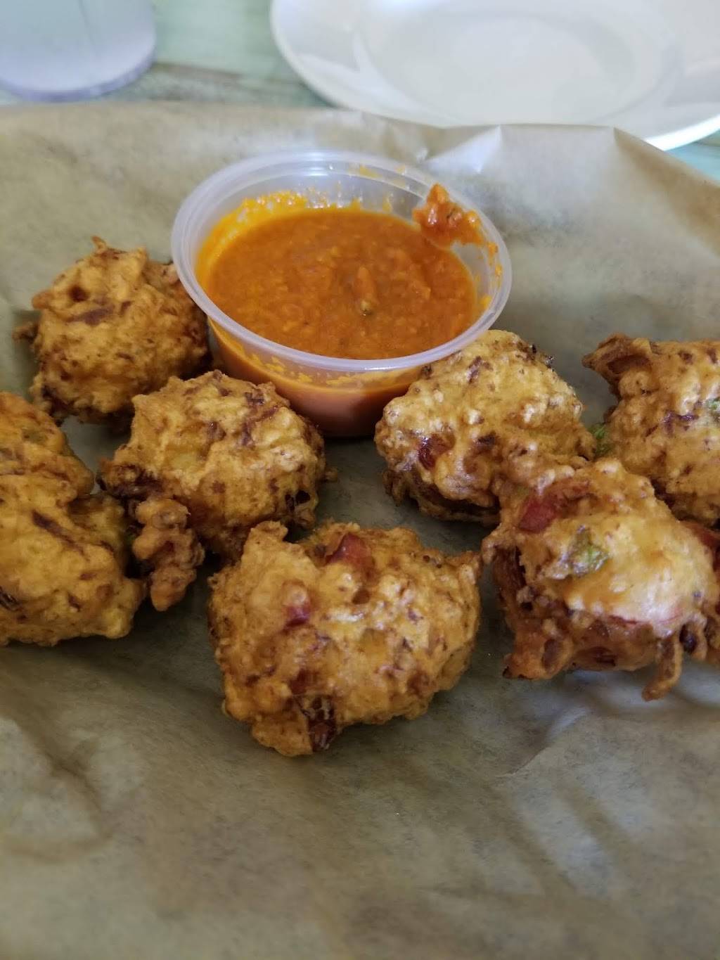 The Blind Pelican Seafood House | restaurant | 120 Bass Lake Rd, Holly Springs, NC 27540, USA | 9842252471 OR +1 984-225-2471