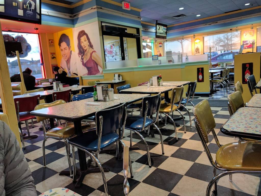 Galaxie Diner | restaurant | 4441 Hwy 7, Woodbridge, ON L4L 1S6, Canada | 9052647244 OR +1 905-264-7244