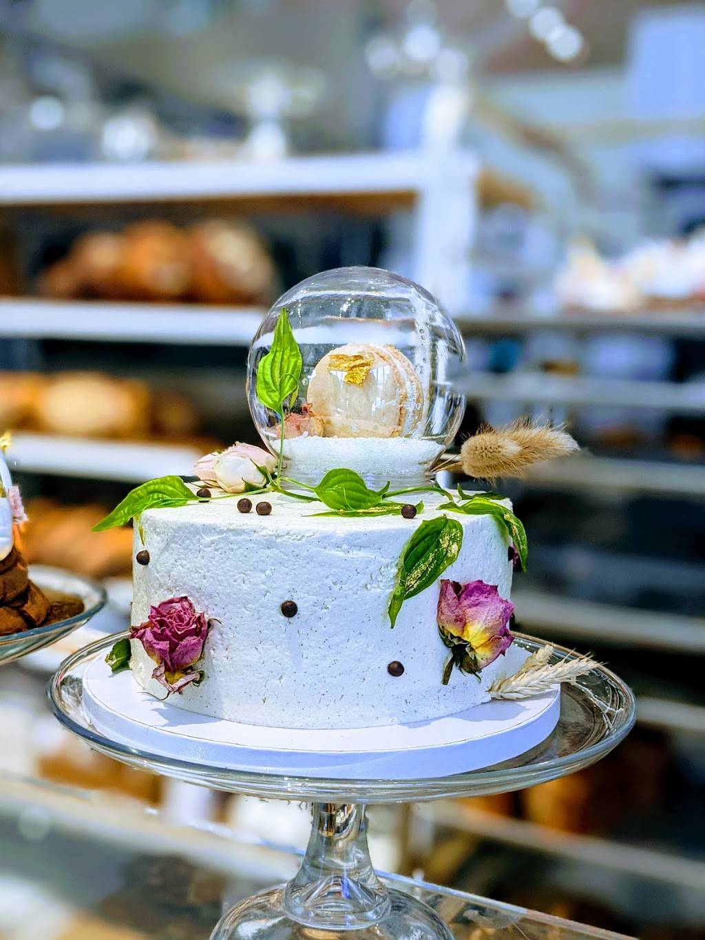 Carissas the Bakery | restaurant | 221 Pantigo Rd, East Hampton, NY 11937, USA | 6316045911 OR +1 631-604-5911