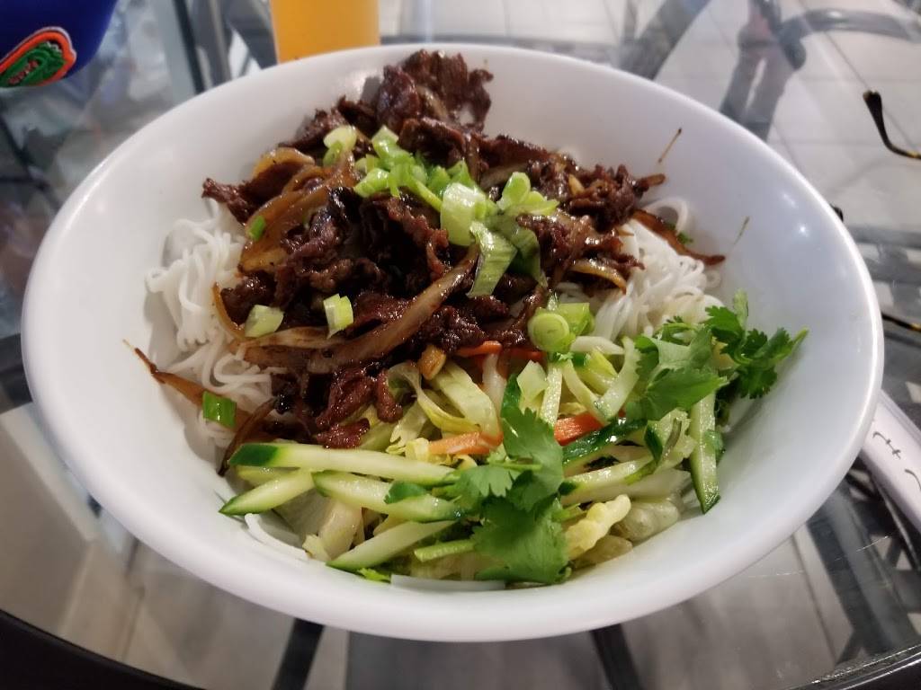 Vietnamese Grille | restaurant | 16 NW 18th St, Gainesville, FL 32603, USA | 3525056987 OR +1 352-505-6987