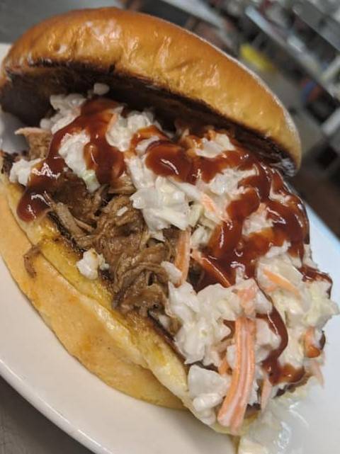 Sardis Lions Den | restaurant | 1075 Sardis Dr, Boaz, AL 35956, USA | 2565932936 OR +1 256-593-2936