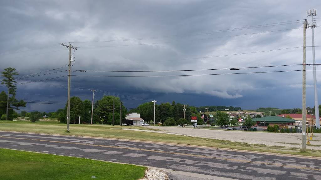 Papa Murphys Take N Bake Pizza | meal takeaway | 1009 Egg Harbor Rd #109a, Sturgeon Bay, WI 54235, USA | 9207469900 OR +1 920-746-9900
