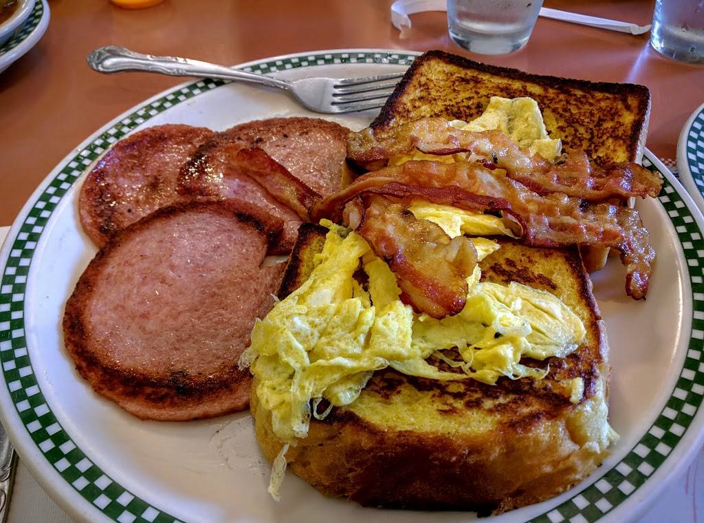 Americana Diner | restaurant | 1160 NJ-35, Shrewsbury, NJ 07702, USA | 7325421658 OR +1 732-542-1658