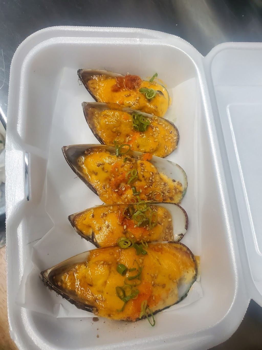 Rickys Sushi - Portland Oregon | restaurant | 8220 NE Davis St #17, Portland, OR 97220, USA | 5032587810 OR +1 503-258-7810