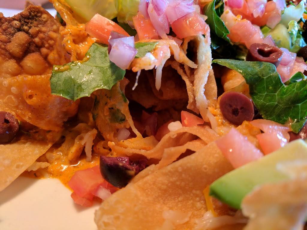 Pike & Pint Grill | restaurant | 110 30th Ave W, Alexandria, MN 56308, USA | 3207637468 OR +1 320-763-7468