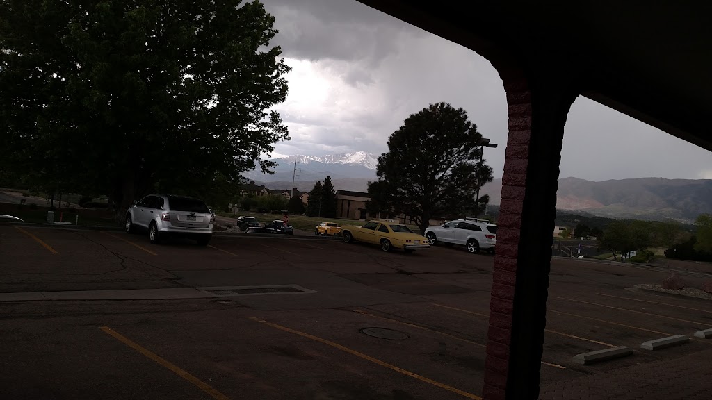 Guthries Sports Bar & Grill | restaurant | 1410 Kelly Johnson Blvd, Colorado Springs, CO 80920, USA | 7192608486 OR +1 719-260-8486