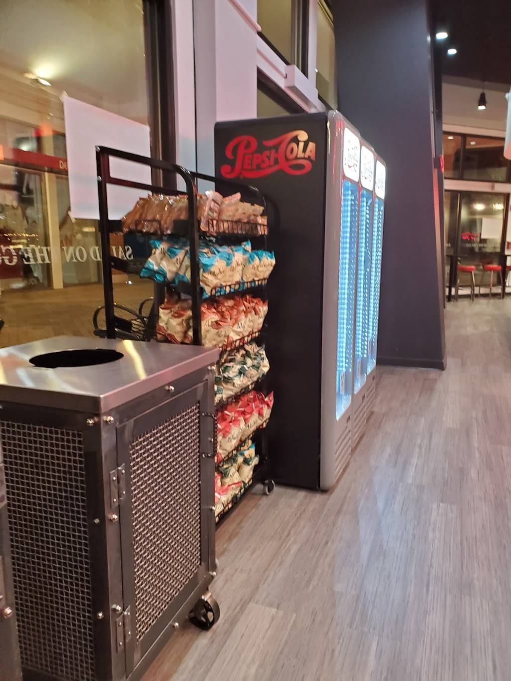 Viaggio | restaurant | 150 American Way, Oxon Hill, MD 20745, USA | 3019658080 OR +1 301-965-8080