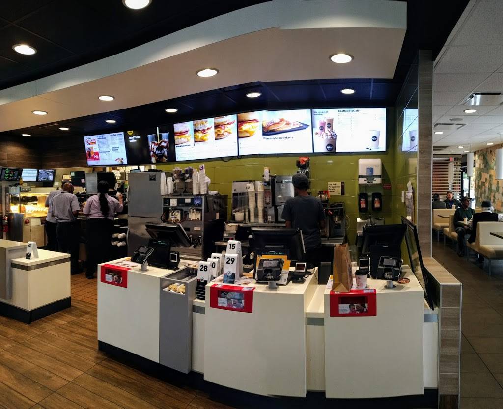 McDonalds | cafe | 2994 Poplar Ave, Memphis, TN 38111, USA | 9014526092 OR +1 901-452-6092