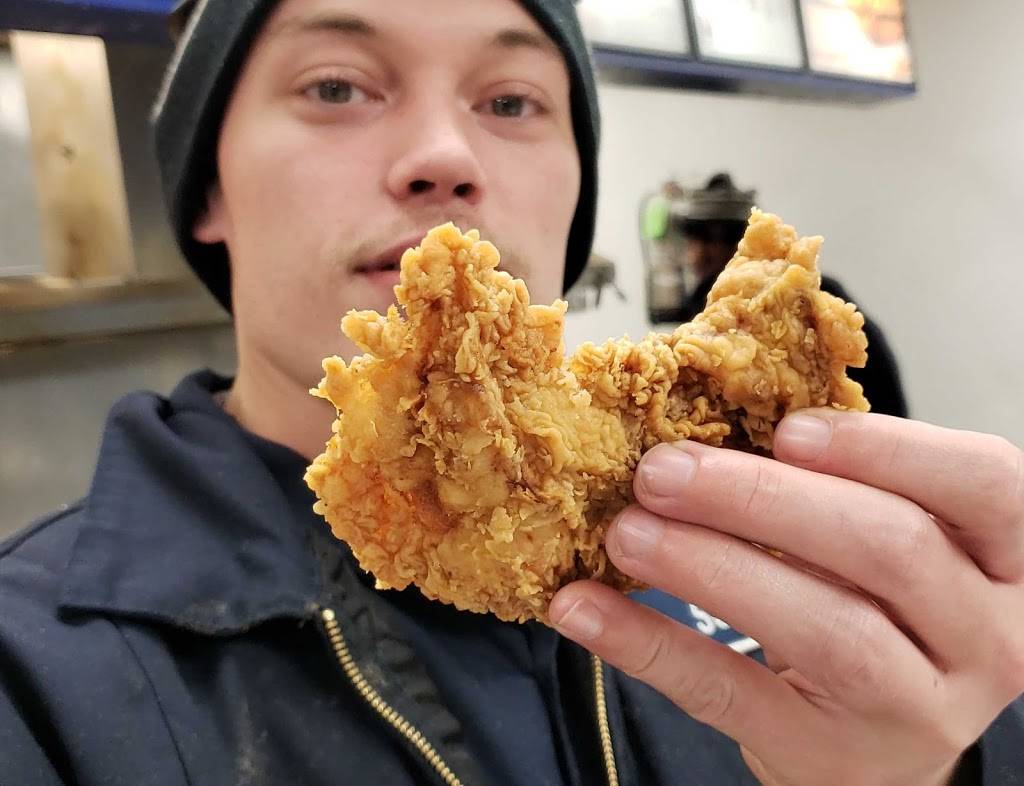 Churchs Chicken | restaurant | 276 Park Ave W, Mansfield, OH 44902, USA | 4197755720 OR +1 419-775-5720