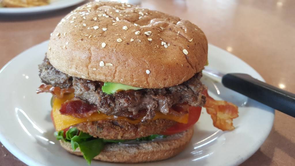 Dennys | restaurant | 2137 N Fremont St, Monterey, CA 93940, USA | 8313721655 OR +1 831-372-1655