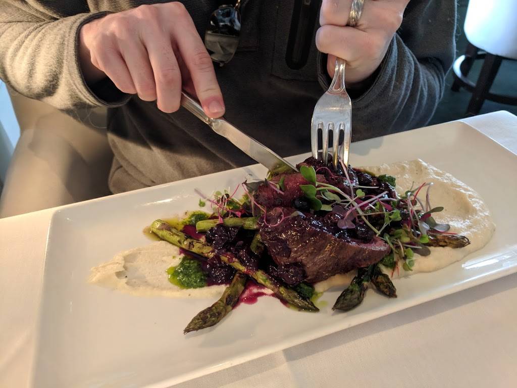 Salt Kitchen & Bar | restaurant | 588 Wentworth Rd, New Castle, NH 03854, USA | 6033736566 OR +1 603-373-6566