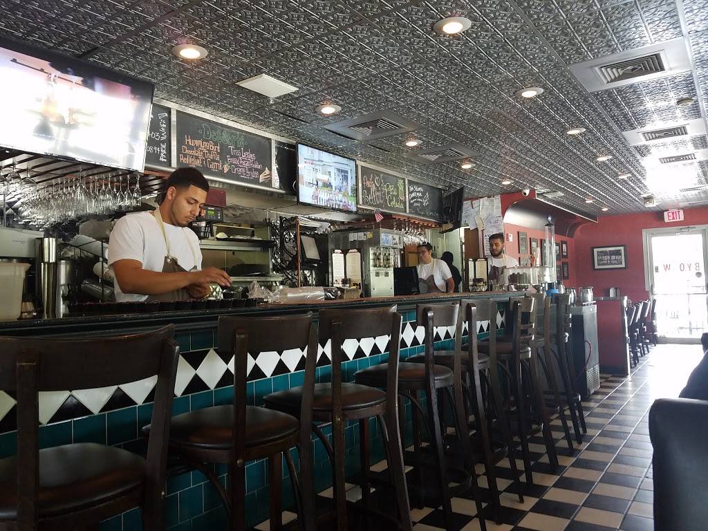 District 7 Grill Midtown | restaurant | 501 Pierce St, Houston, TX 77002, USA | 7137510660 OR +1 713-751-0660